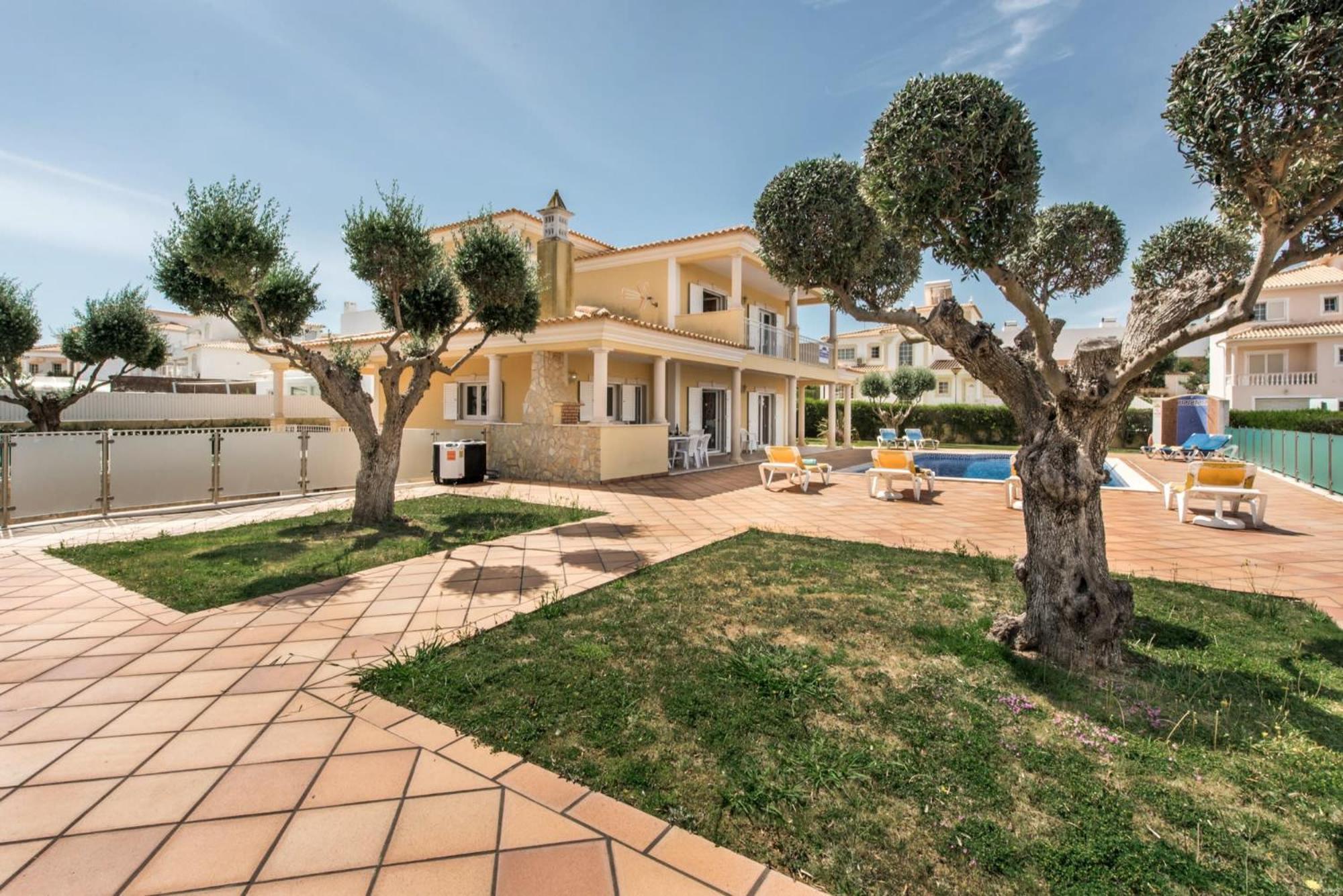 Villa Das Oliveiras Amazing Location Walk To Marina Restaurants Beach Albufeira Zewnętrze zdjęcie
